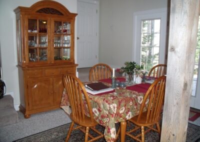 brownfield-maine-vacation-rental-dining