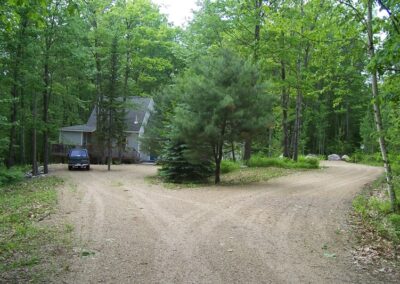 brownfield-maine-vacation-rental-driveway